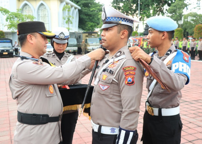 Polres Gresik Gelar Apel Operasi Ketupat Semeru 2026 Amankan Arus Mudik Lebaran
