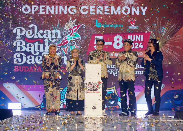 Pameran Pekan Batik, PJ Bupati Bojonegoro Berharap Jadi Inspirasi dan Kebanggaan bagi Masyarakat