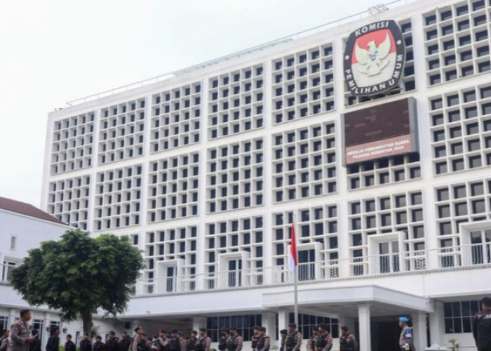 Pengamanan Ketat Gedung KPU RI Jelang Penetapan Prabowo Presiden Terpilih Periode 2024-2029