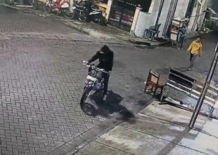 Apes! Sambangi Kakak di Tandes, Motor Warga Madiun Raib Dicuri Dua Bandit