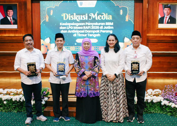 Ngabuburit di Grahadi, Bahas Kesiapsiagaan BBM dan LPG di Tengah Ancaman Krisis Global