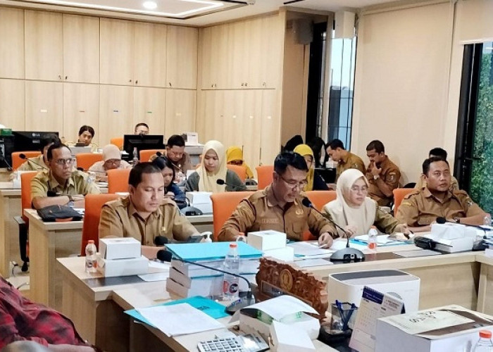 Evaluasi P-APBD 2026, DPRD Surabaya Soroti Anggaran Lahsamor dan Perbedaan Data DLH