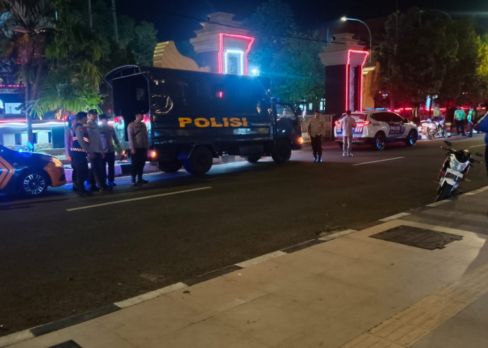 Personel Gabungan TNI-Polri di Lamongan Intensifkan Patroli Skala Besar