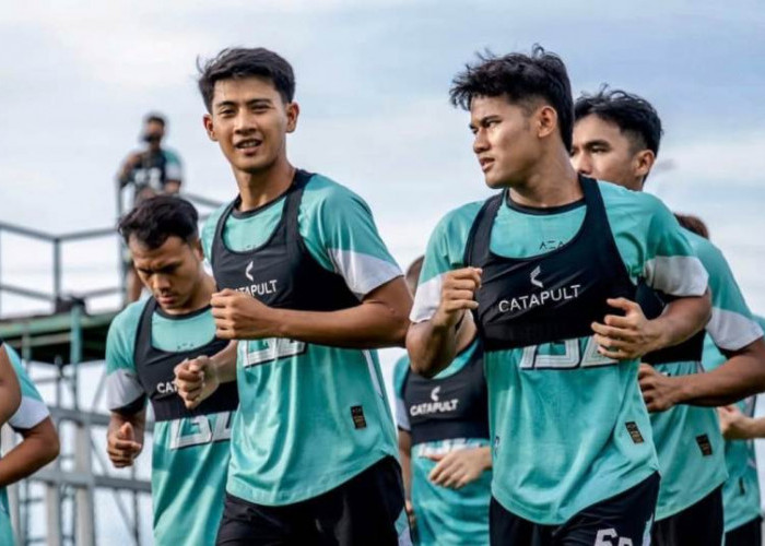 Persebaya Surabaya Evaluasi Total Jelang Lawan Persis Solo di Stadion GBT