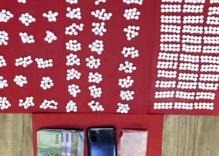 Edarkan Pil Koplo, Tukang Ojek dan Pedagang Motor Diringkus di Pasuruan