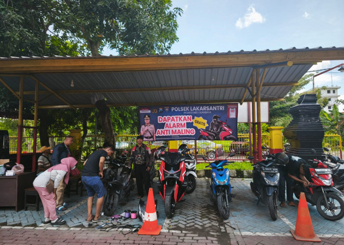 Perkuat Keamanan Pemukiman, Polsek Lakarsantri Distribusikan Ribuan Alarm Motor Gratis Lewat Bhabinkamtibmas