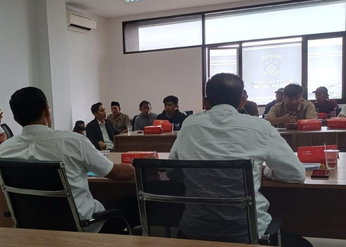 Kawal Aksi Nelayan Pantura Madura di Mapolda Jatim, Polsek Gayungan Pastikan Mediasi Berjalan Kondusif