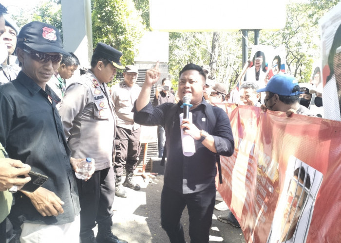 Desak Kejari Naikkan Status Kasus RSUD Dr Soetomo ke Penyidikan, Acek Kusuma: Hukum Jangan Tebang Pilih