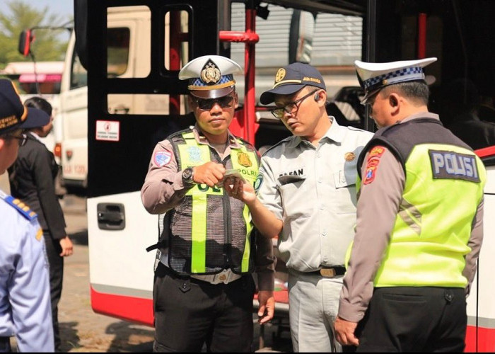 Pastikan Mudik Aman, Tim Gabungan Gelar Rampcheck di Rest Area 726 B Wringinanom
