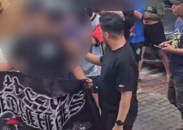 Polisi Gresik Amankan 7 Gangster Pengeroyok Warga di Kawasan GKB