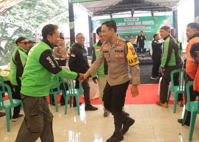 Silaturahmi Akbar Kapolres Pasuruan dengan Driver Ojol Ingatkan Keselamatan, Sampaikan Pesan Kamtibmas