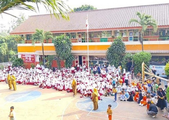 Teror Bom Saat MPLS, Siswa di Jaksel Dipulangkan