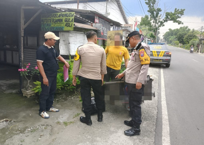 Polisi Gagalkan Pengiriman Arak Bali ke Lamongan