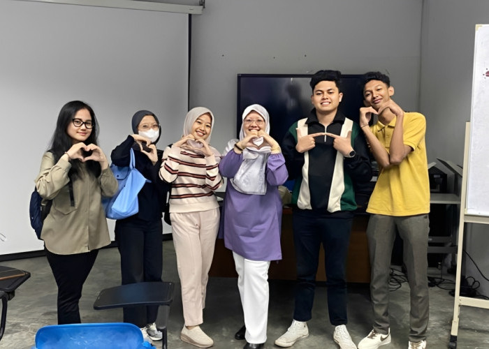 Mahasiswi Unesa Bagikan Pengalaman Sistem Belajar dan Fasilitas di UTHM Malaysia