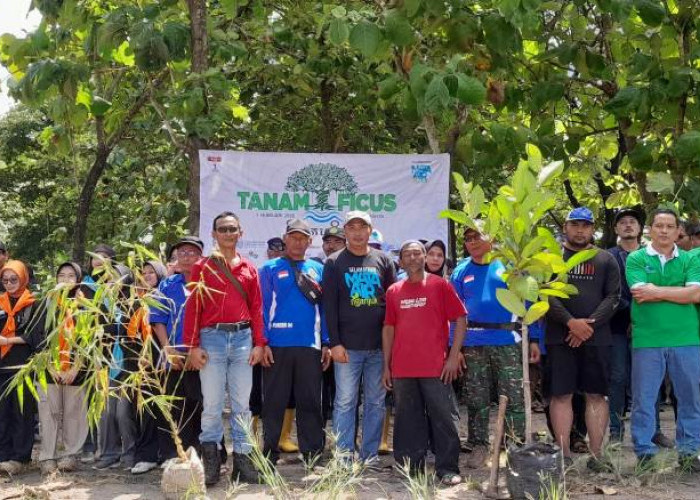 Perhutani KPH Nganjuk Bersinergi Lestarikan Sumber Mata Air Plawon