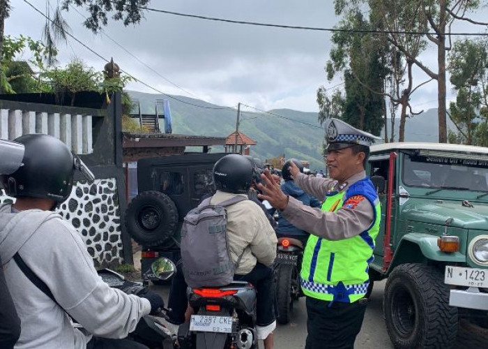 H+5 Lebaran, Ribuan Wisatawan Serbu Bromo via Gubugklakah Malang