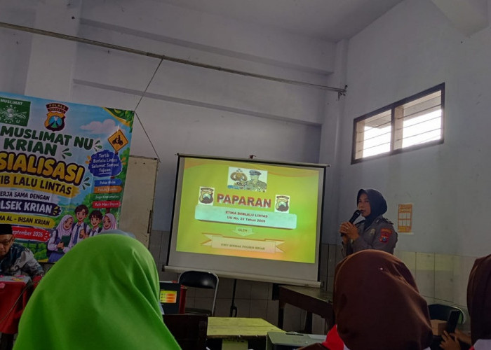 Polsek Krian Edukasi Tertib Berlalu Lintas kepada Pelajar Sidoarjo