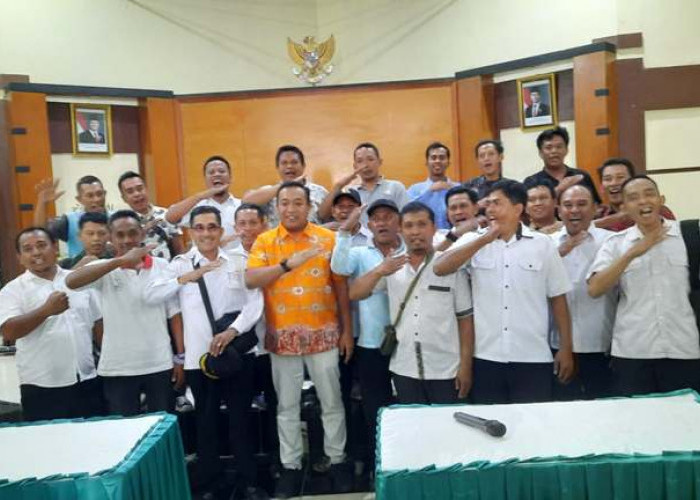 Karyawan Pantai Wisata Pasir Putih Berkomitmen Bekerja Jujur Bersama Pemkab Situbondo