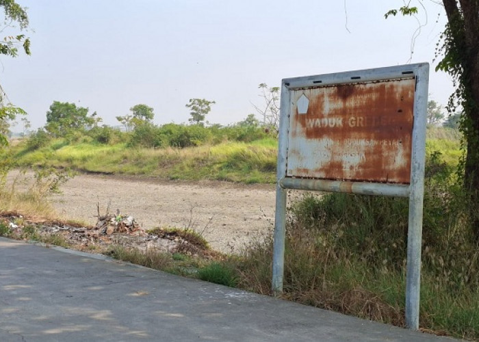 156 Waduk di Gresik Kekeringan Akibat Kemarau, DPUTR Siapkan Normalisasi
