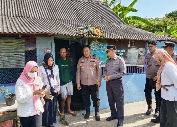 Polres Bangkalan Renovasi Rumah Tidak Layak Huni di Kelurahan Pejagan