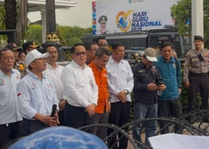 Pemprov Jatim Tanggapi Tuntutan Kenaikan UMP 2026, Sekda Sebut Sejalan dengan Visi Pemerintah