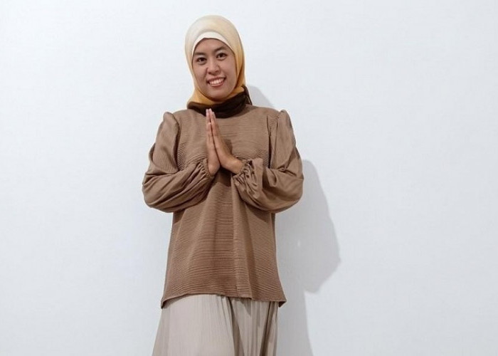 Perjalanan Teduh Cienny Susanti Menuju Islam, Ketukan Hidayah Melalui Layar Gawai