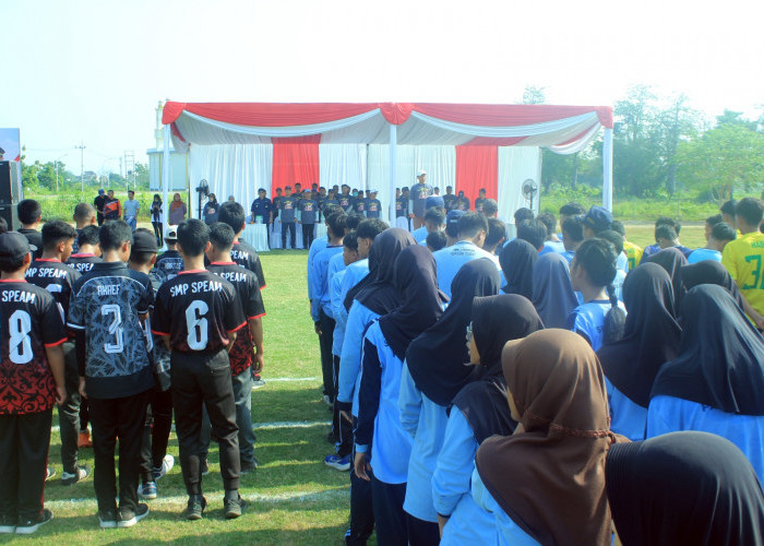 Wawali Pasuruan Buka Lomba Olahraga Tradisional Masyarakat, Ratusan Pelajar SMP Adu Skill