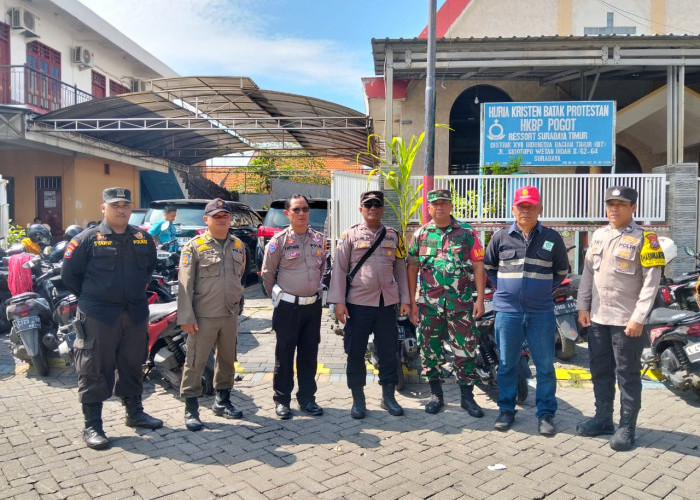 Polres Pelabuhan Tanjung Perak Amankan Peringatan Kenaikan Yesus Kristus, Situasi Khidmat dan Kondusif