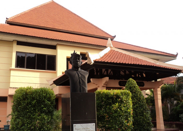 Mengenal Cak Durasim Seniman yang Namanya Diabadikan sebagai Gedung Kesenian Surabaya 