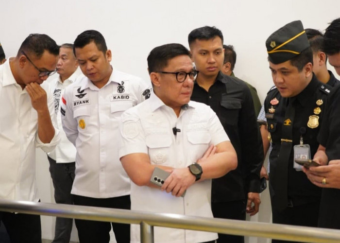 Plt Dirjen Imigrasi Sidak Pelabuhan di Batam, Minta Petugas Waspada Tumpangan Negatif