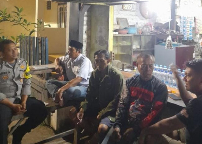 Antisipasi Curanmor, Bhabinkamtibmas Lakarsantri Sambang Warga Lidah Wetan