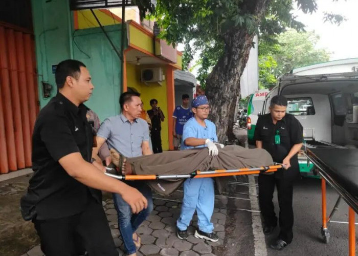 Tragis! Tukang Becak di Gresik Meregang Nyawa Saat Tunggu Penumpang