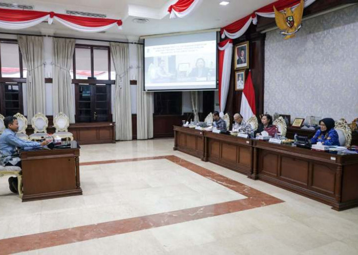 Enam ASN Berebut Kursi Kepala Dinas di Surabaya, Eri Pastikan Seleksi Berdasarkan Hasil Tes