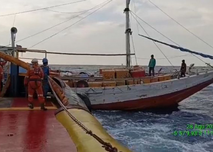 Terombang-ambing di Laut Lepas, KLM Ayta CK2 Berhasil Ditemukan di Perairan Rembang