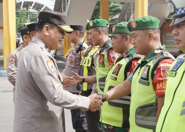 Tim Itwasum Polri Supervisi Operasi Lilin Semeru 2024 di Posyan Terminal Purabaya