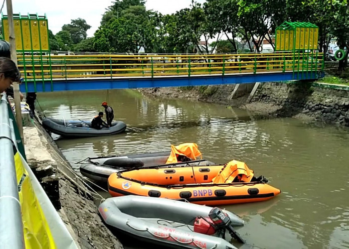 Bocah Pondok Jati Hanyut di Kali Pucang: Sore Lenyap, Siang Ditemukan