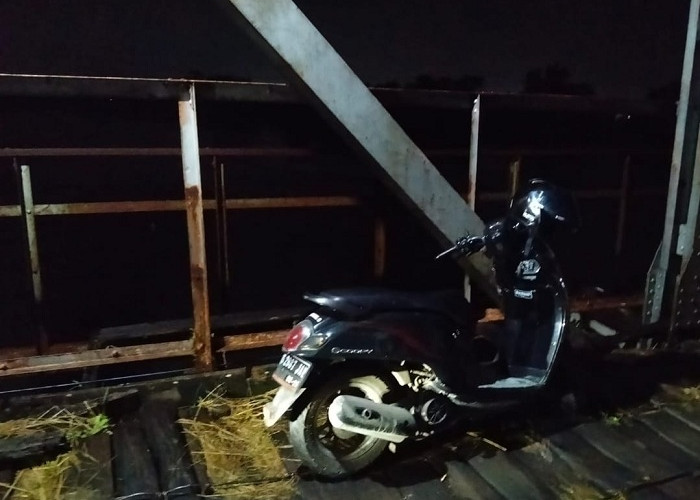 Misteri Scoopy di Atas Jembatan Cincim Lama Hebohkan Warga Babat