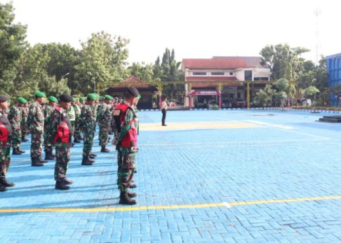 Bulan Bakti TNI-Polri dalam Pam Pemilu 2024, Polres Bangkalan Apel Patroli Skala Besar