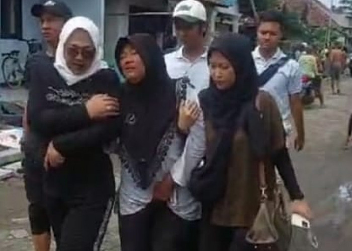 Disambangi Legislator dan Sang Ibu, Jasad Korban Hanyut di Avour Watudakon Ditemukan