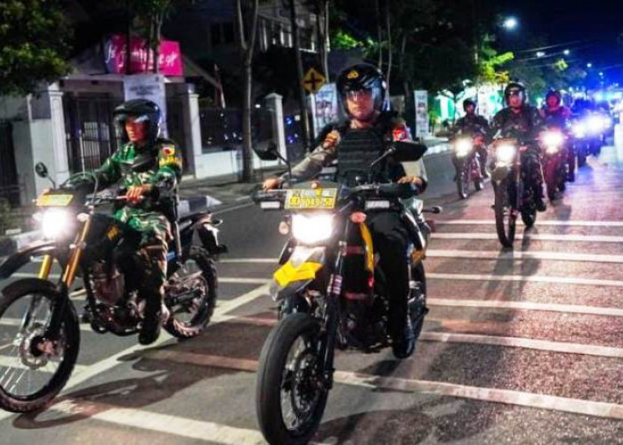 Aparat Gabungan TNI-Polri hingga Satpol PP di Bojonegoro Gelar Patroli Skala Besar Jaga Kondusivitas