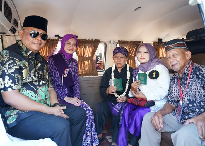 Kota Kediri Pecahkan Rekor MURI, 53 Pasangan Nikah Massal di VW Kombi