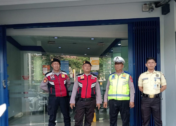 Antisipasi Kejahatan, Polsek Mulyorejo Intensifkan Patroli KRYD di Area Perbankan