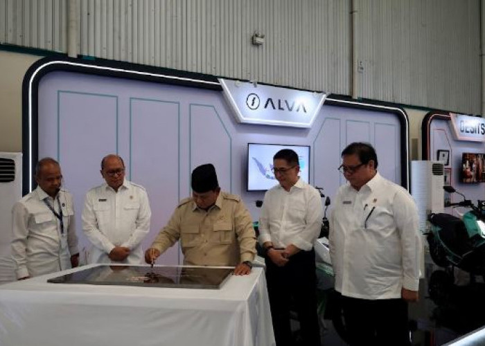 Prabowo Dorong Produksi Motor Listrik Nasional hingga 2 Juta Unit