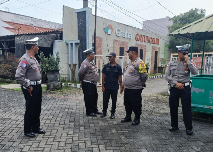 Polsek Gayungan Intensifkan Patroli Kewilayahan, Pantau Titik Rawan Guna Antisipasi 3C