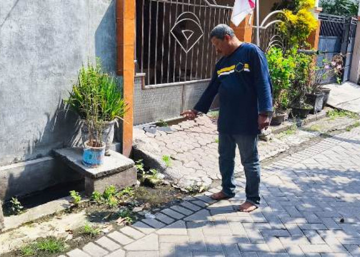 Sekadar Janji Manis, Warga Simo Pomahan Baru Barat Gang V Menunggu Realisasi Perbaikan Drainase