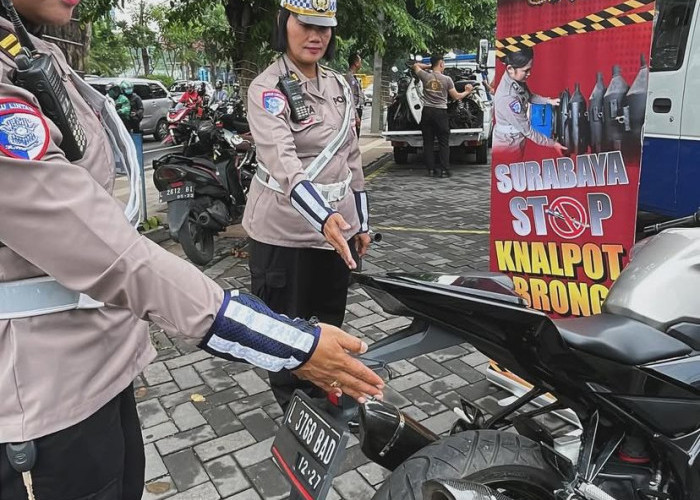 Ciptakan Nataru Aman dan Nyaman, Polrestabes Surabaya Gencarkan Razia Knalpot Brong, Petasan dan Narkoba