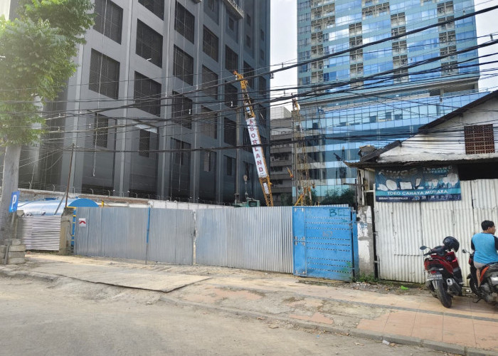 Polemik Proyek Gedung Basuki Rahmat, Camat Genteng Jadwalkan Mediasi Warga pada Senin Besok