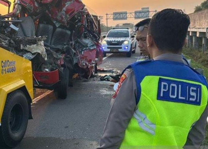 Kronologi Kecelakaan di Tol Boyolali yang Renggut 6 Nyawa