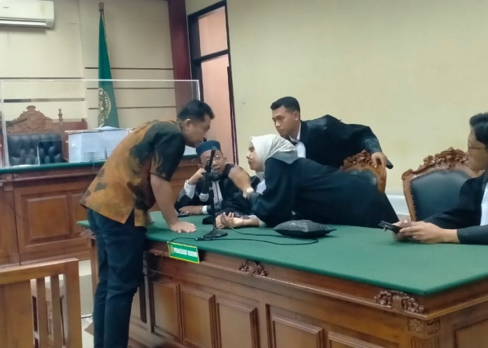 Ari Suryono Divonis 5 Tahun Penjara, Jaksa dan PH Pikir-pikir