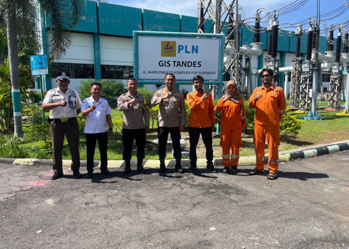 Polsek Tandes Sambangi Gardu Induk PLN Margomulyo, Jaga Keamanan Objek Vital